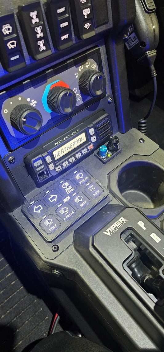 POLARIS XPEDITION PRO8 SWITCH PANEL + DASH MOUNT