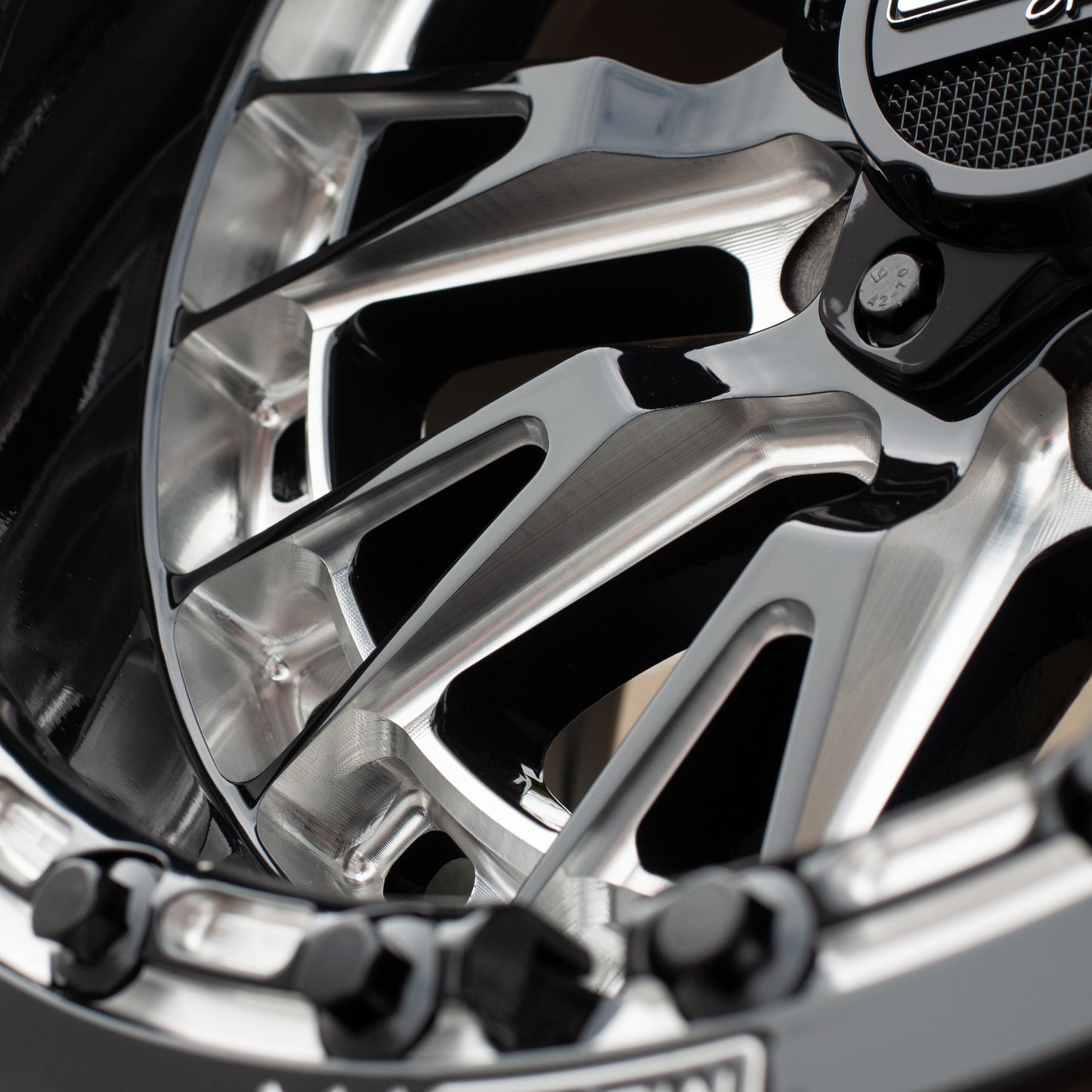 Slayer R Beadlock | Gloss Black Contrast Cut