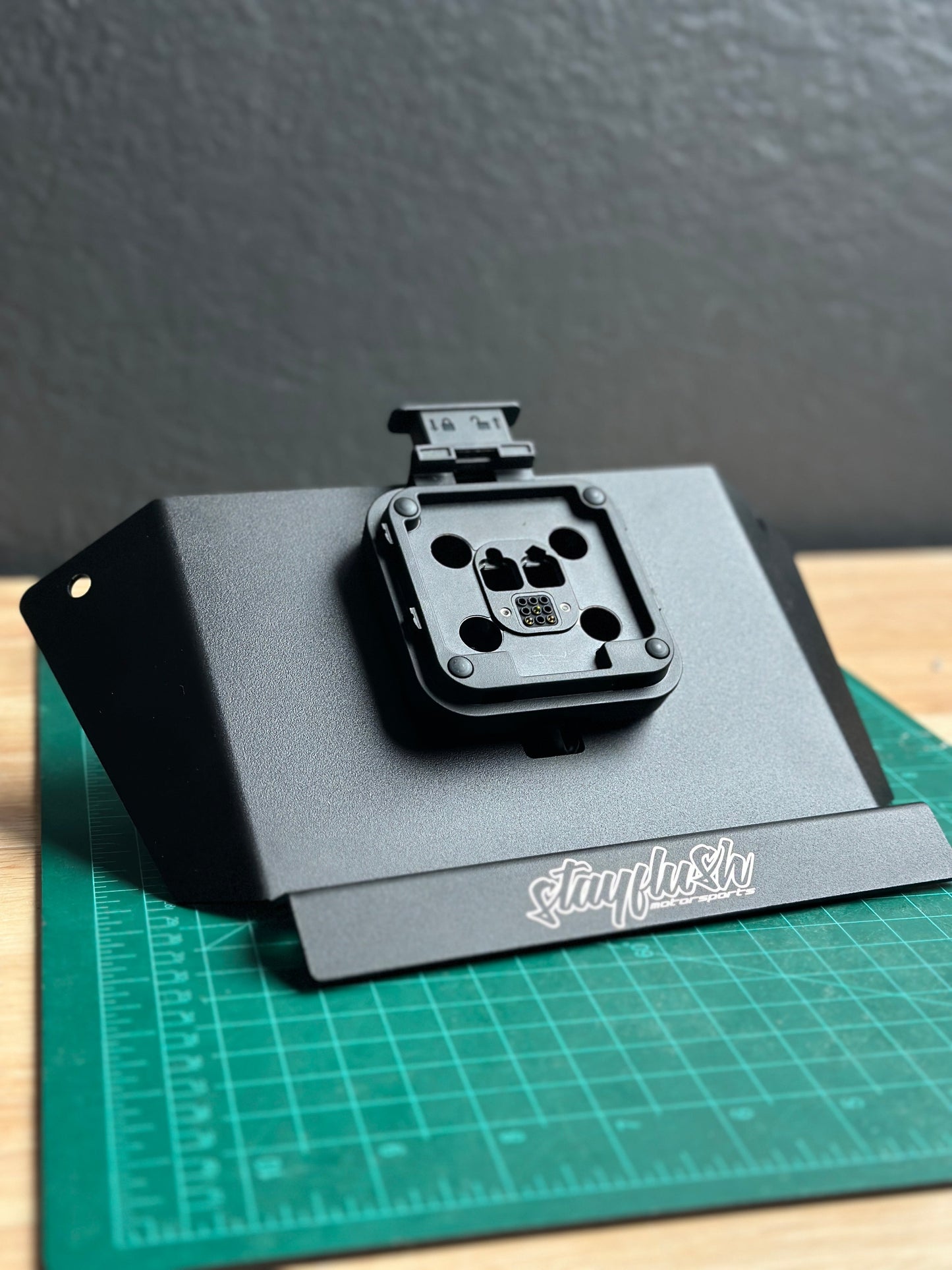 SFM ProR/XP 25 Universal Tablet Mount